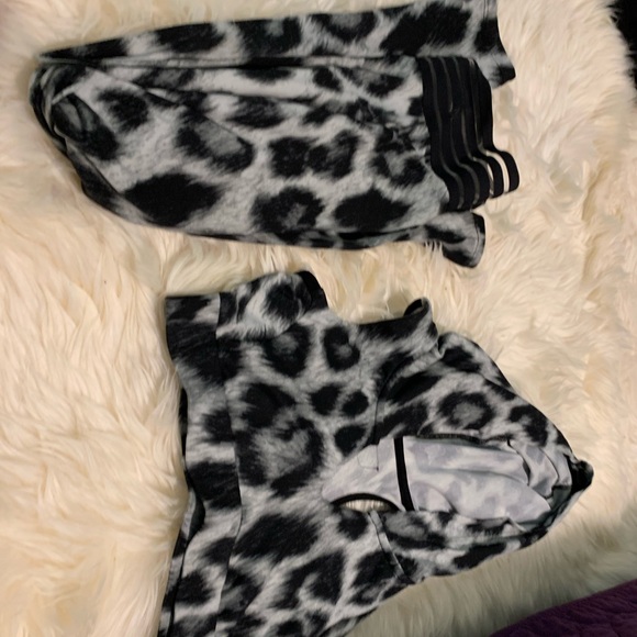 Cute Booty Set - Picture 2 of 2